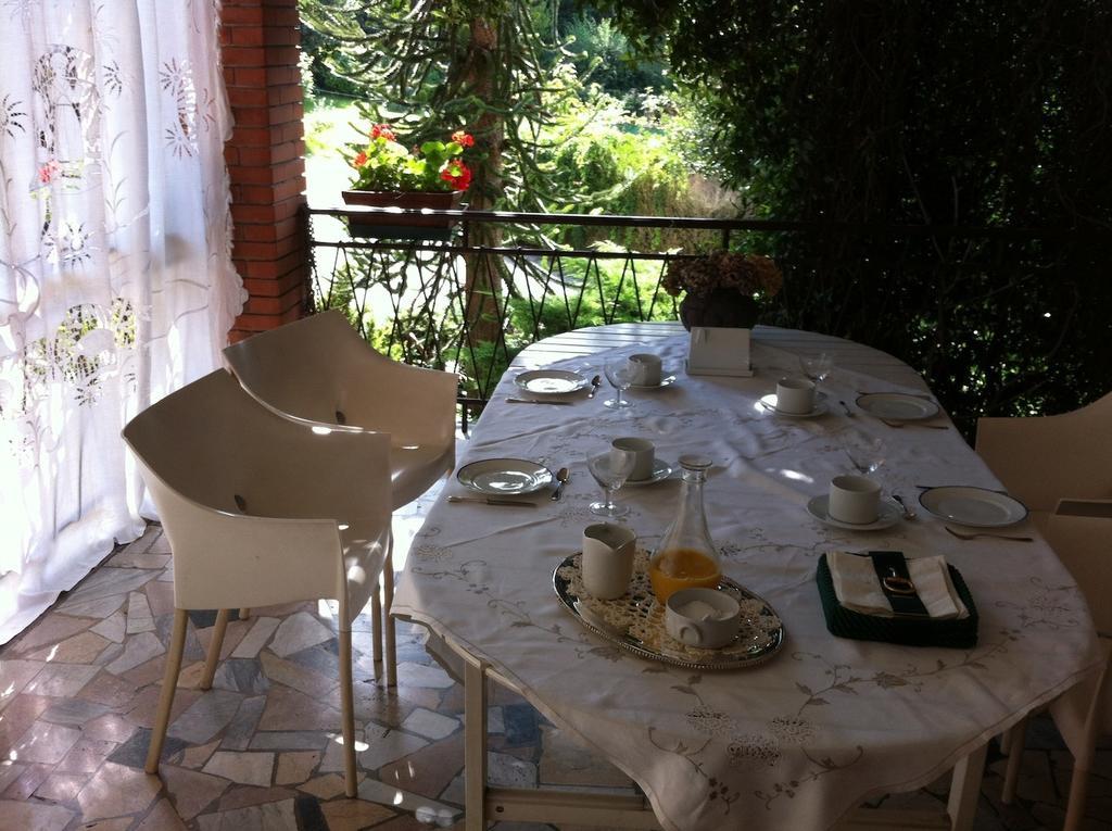 La Casa Creativa Bed & Breakfast Lomnago Luaran gambar