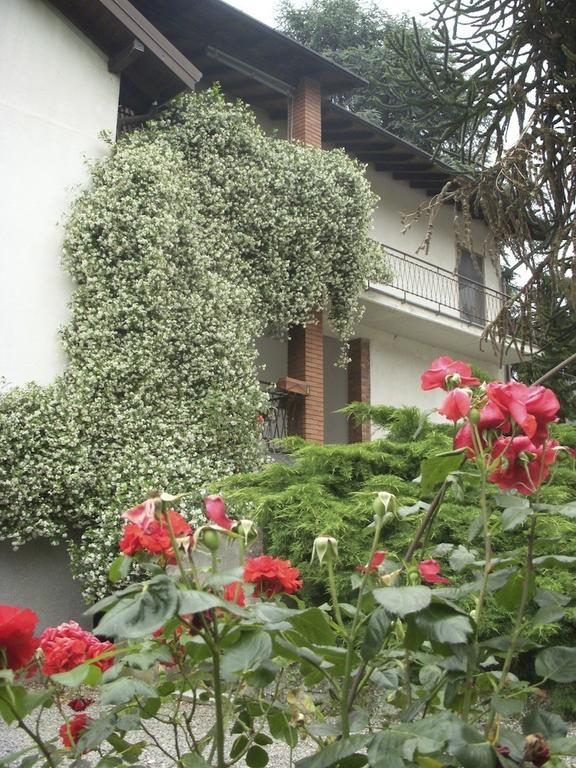 La Casa Creativa Bed & Breakfast Lomnago Luaran gambar