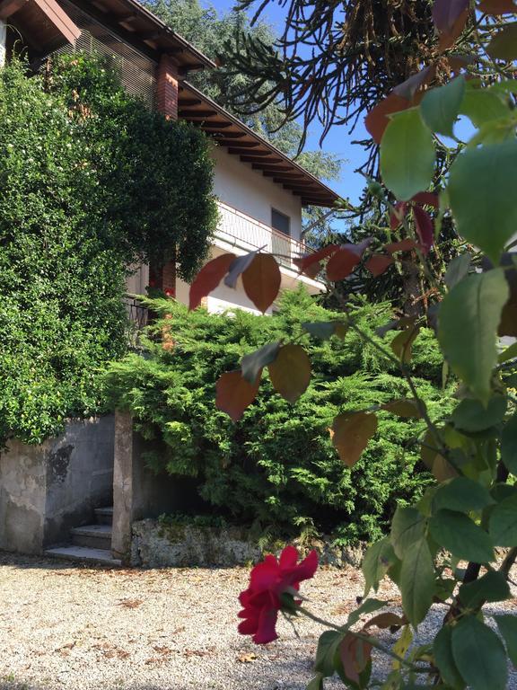 La Casa Creativa Bed & Breakfast Lomnago Luaran gambar